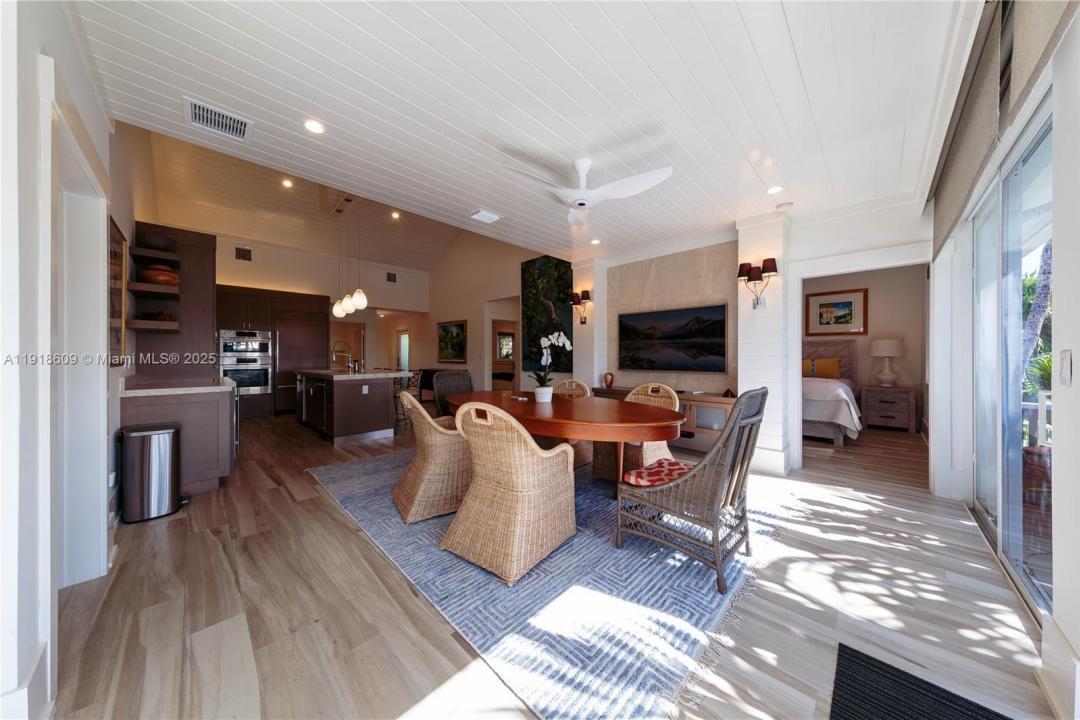 22 south island dr, Key Largo, Florida 33037