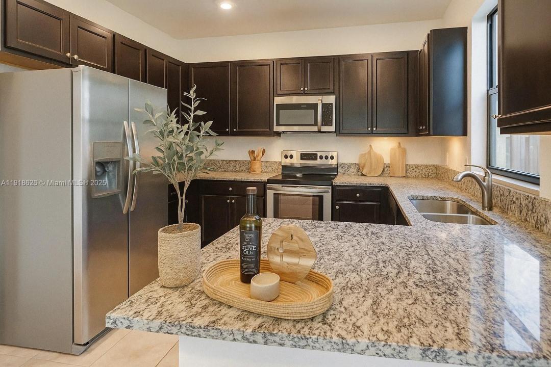 20661 NE 2nd Ct, Miami, פלורידה 33179, ארצות הברית של אמריקה 