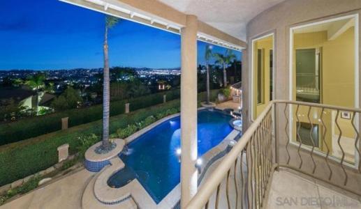 Camelot Pkwy, El Cajon, California 92019