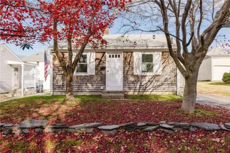 17 Whitaker Avenue, East Providence, Rhode Island 02916, USA