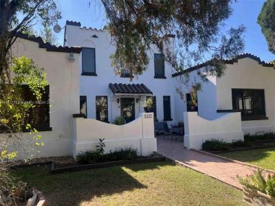 2152 SW 10, Miami, Florida 33135, USA