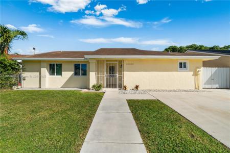 20029 SW 124th Ave, Miami, Florida 33177, USA