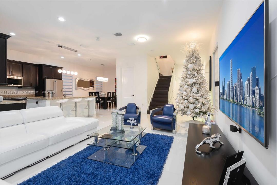 9735 W 34th Ct 9735, Hialeah, Florida 33018