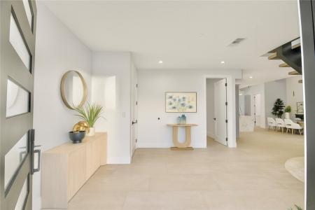 Moran, Westminster, California 92683, HOA KỲ