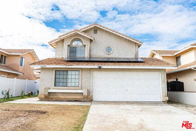 Evelyn Court, Lancaster, California 93534