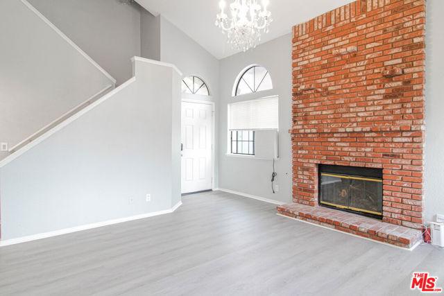 Evelyn Court, Lancaster, California 93534