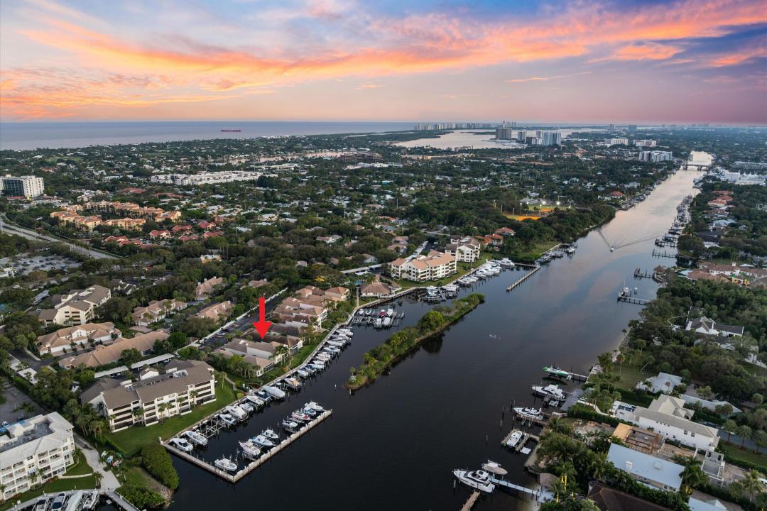 602 Oak Harbour Drive, Oak Harbour, Juno Beach, Florida 33408, USA