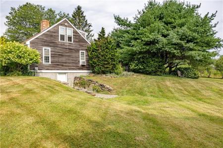 93 Moosup Valley Road, Foster, Rhode Island 02825, États-Unis