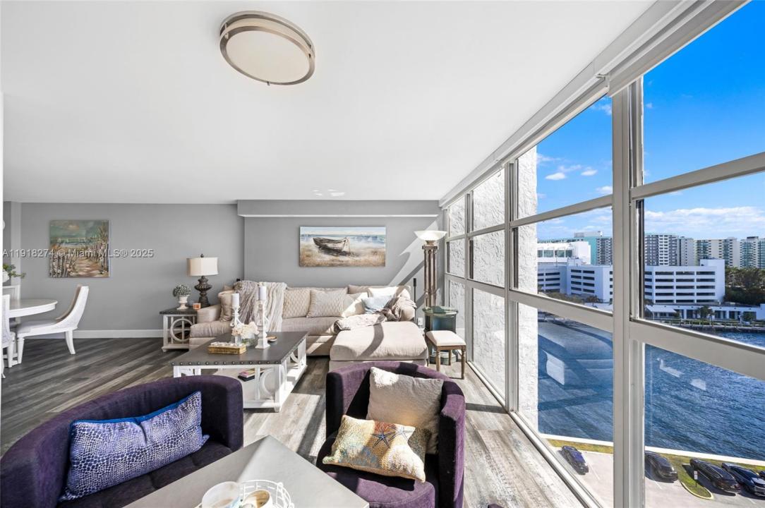 400 Leslie Dr 1014, Hallandale Beach, Florida 33009