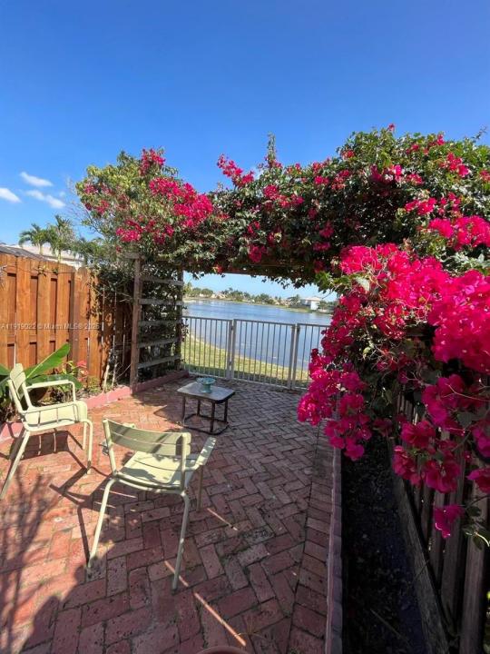 16368 SW 43rd Ter, Kendall, Florida 33185