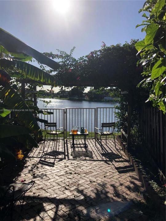 16368 SW 43rd Ter, Kendall, Florida 33185