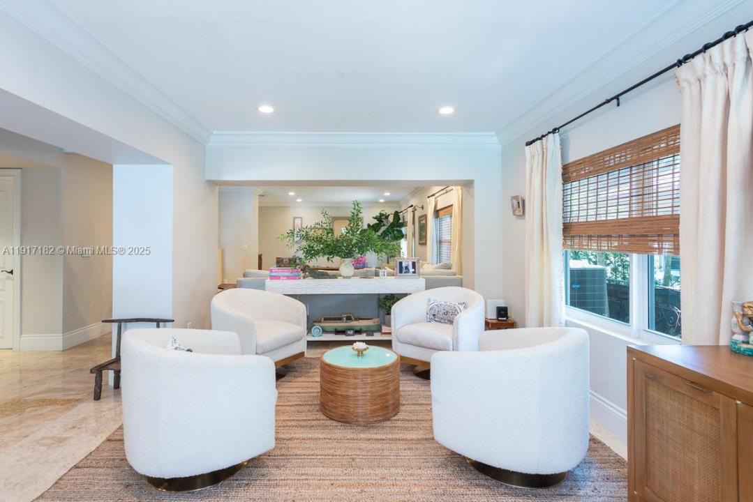 9400 E Broadview Dr, Bay Harbor Islands, Florida 33154