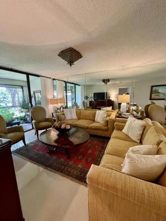 8592 W Sunrise Blvd 111, Plantation, 佛羅里達州 33322, 美國