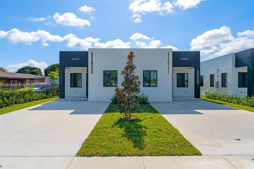 12330 SW 219th St, Miami, Florida 33170, USA