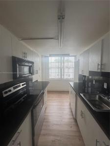 12105 NE 6th Ave 201, North Miami, Florida 33161, USA