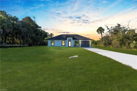 644 Woodcrest DR, Lehigh Acres, Florida 33972, USA