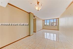 2025 NE 164th St 904, North Miami Beach, فلوريدا 33162, الولايات المتحدة