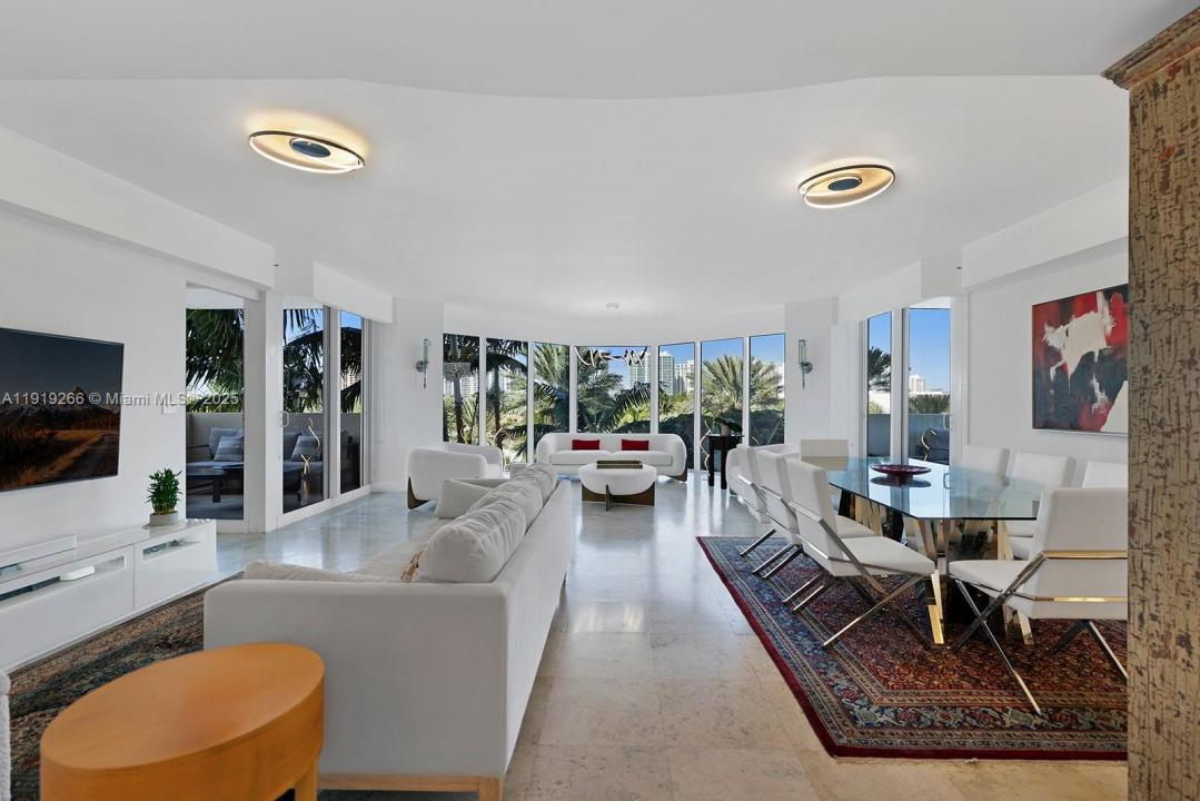 19333 Collins Ave 504, Sunny Isles Beach, Floride 33160, États-Unis
