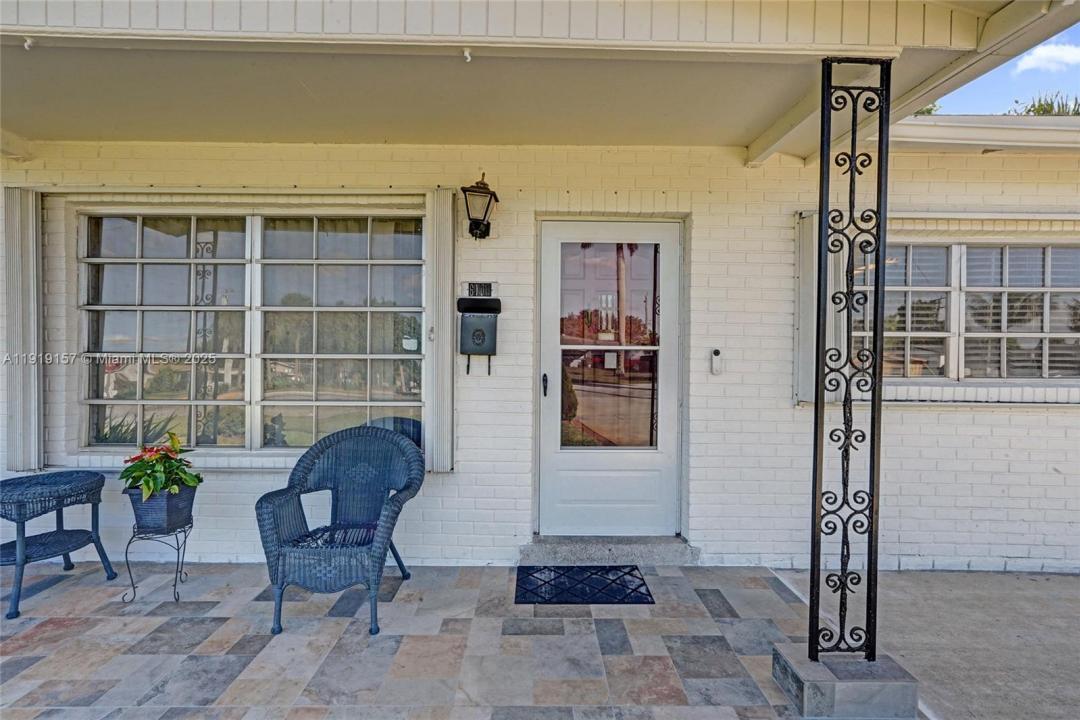 6100 NW 15th St, Sunrise, Florida 33313