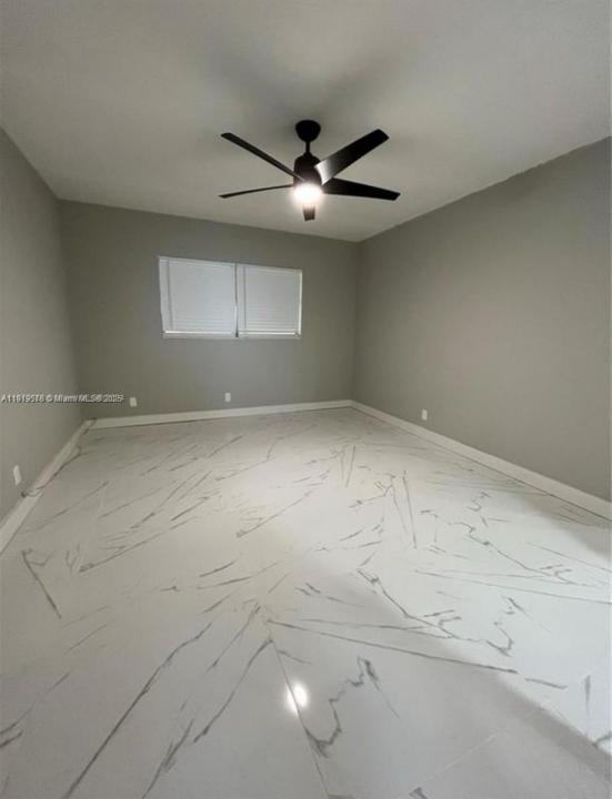 5102 NW 36th St 605, Lauderdale Lakes, Florida 33319