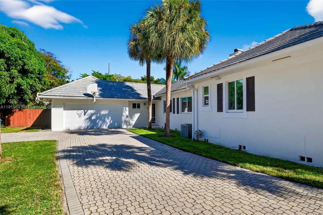 6731 SW 138th St 0, Palmetto Bay, Флорида 33158, Соединенные Штаты