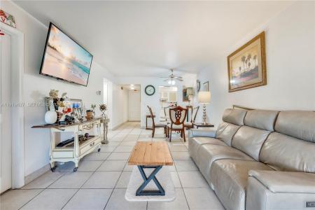 8901 NW 38th Dr 106, Coral Springs, Florida 33065, USA