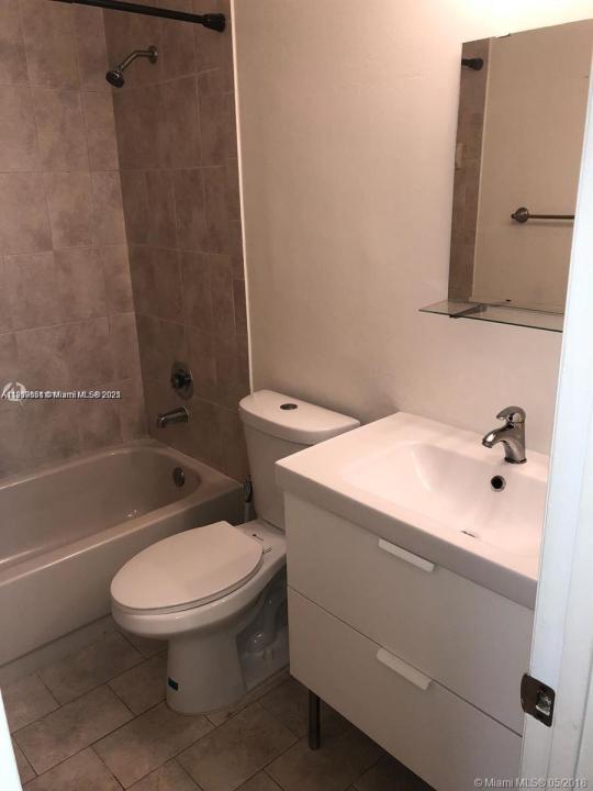 9269 W Sunrise Blvd, Plantation, Florida 33322