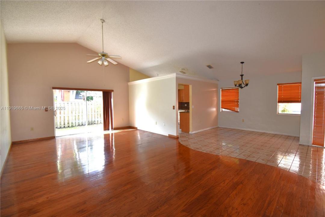 3081 NW 123rd Ave, Sunrise, Florida 33323, Stati Uniti