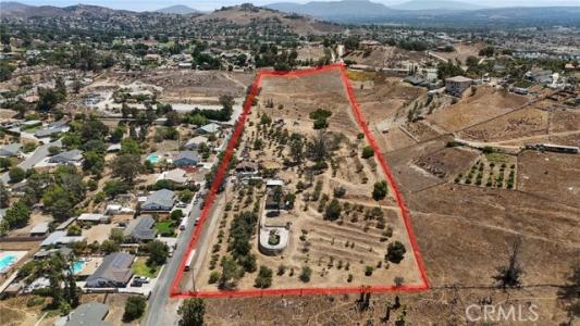 58th, Jurupa Valley, Californie 92509, États-Unis