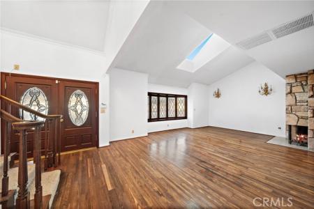 Pitcairn, Costa Mesa, Califórnia 92626, Estados Unidos