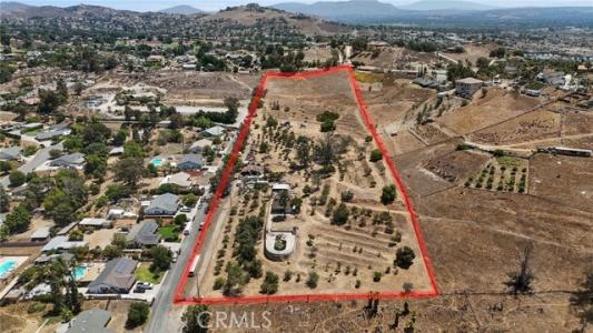 58th, Jurupa Valley, California 92509, HOA KỲ