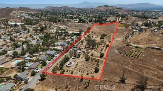 58th, Jurupa Valley, California 92509, HOA KỲ