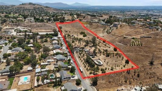 58th, Jurupa Valley, California 92509, HOA KỲ