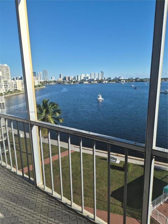 2910 Point East Dr M610, Aventura, فلوريدا 33160, الولايات المتحدة