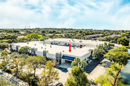 5367-69 N NOB HILL RD 5367-5369, Sunrise, Florida 33351, Estados Unidos