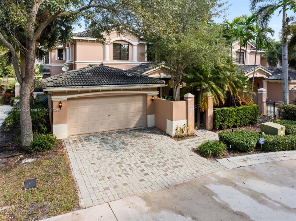 2649 Center Ct Dr 2-7, Weston, פלורידה 33332, ארצות הברית של אמריקה 