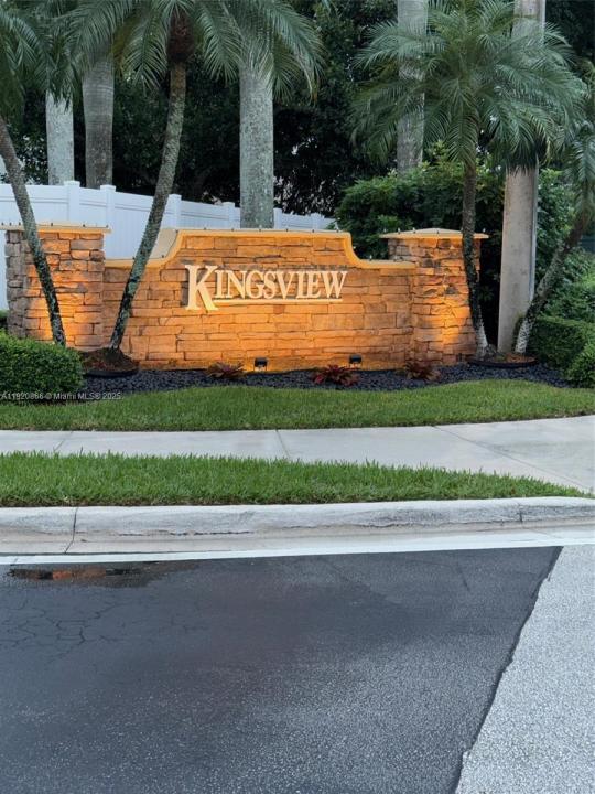 1471 NW 159th Ave, Pembroke Pines, Florida 33028