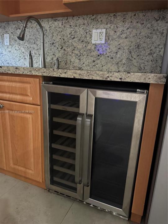 5839 SW 74th Ter 104, South Miami, Florida 33143