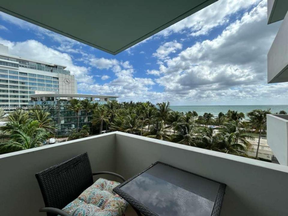 2899 Collins Ave 625, Miami Beach, Floride 33140, États-Unis