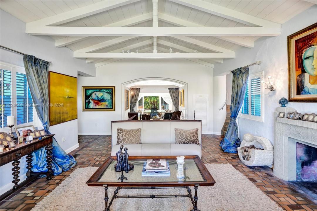 940 Hollywood Blvd, Hollywood, Florida 33019