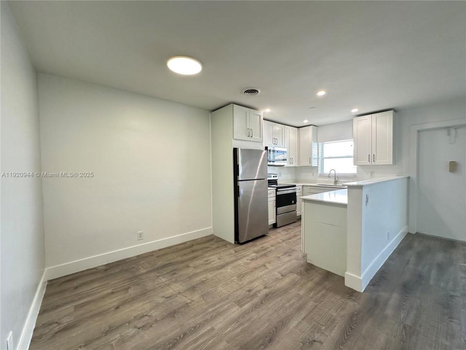 2436 Van Buren St 13, Hollywood, Florida 33020, HOA KỲ