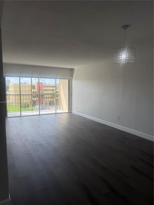 9150 Fontainebleau Blvd 509, Miami, 佛羅里達州 33172, 美國