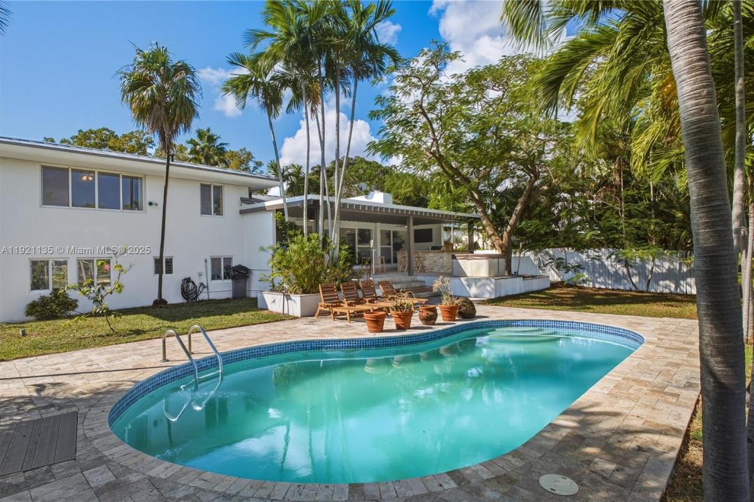 12545 Palm Rd, North Miami, Floride 33181, États-Unis