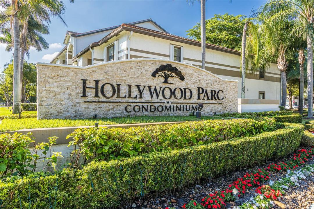 650 S Park Rd 13-5, Hollywood, Florida 33021, USA