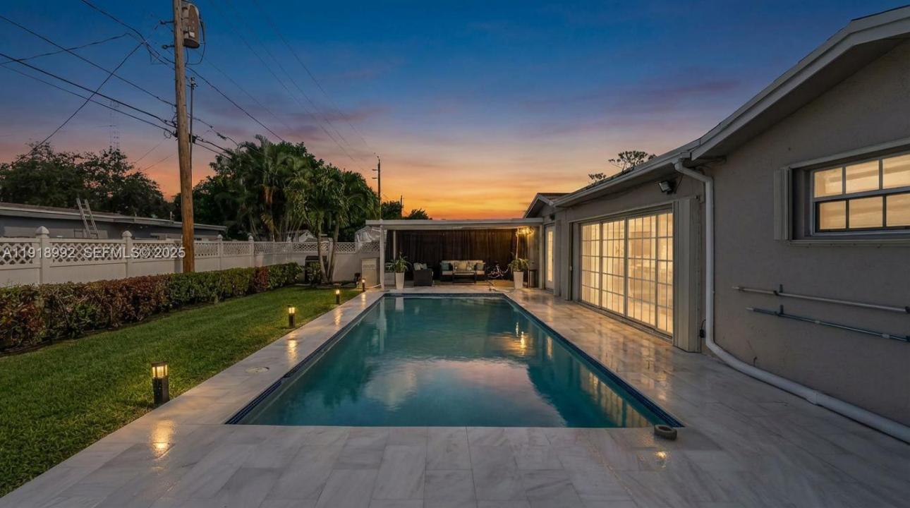 6951 Liberty St, Hollywood, Florida 33024