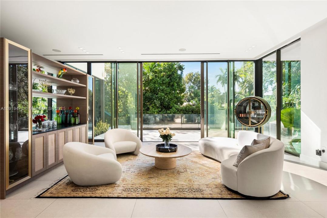 1202 NE 93rd St, Miami Shores, 佛罗里达州 33138, 美国