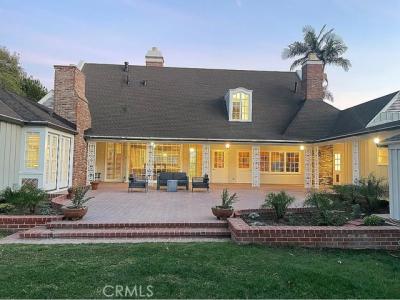 Cedar, Long Beach, California 90807