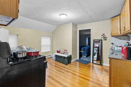 517 High Street, Central Falls, 로드아일랜드 02863, 미국