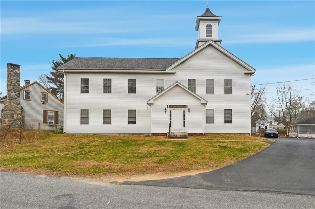 4 Ware Road, Killingly, Connecticut 06241, USA