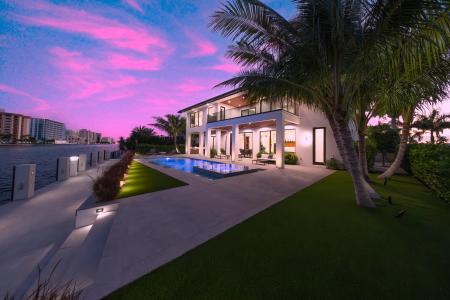 2880 NE 9th Street, Pompano Beach, Floryda 33062, USA